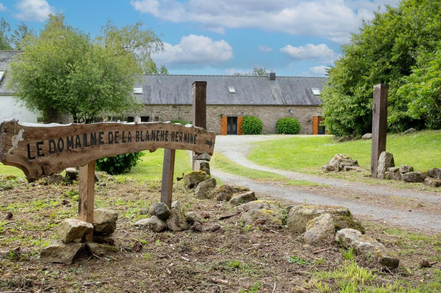 Domaine De La Blanche Hermine Plounerin Exteriér fotografie